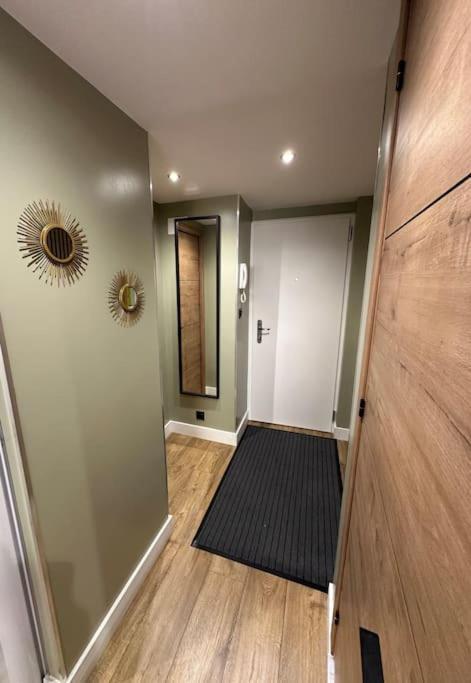 Le Briand Appartement 4Etoiles Nancy Thermal Cosy Avec Terrasse Wifi Exterior photo